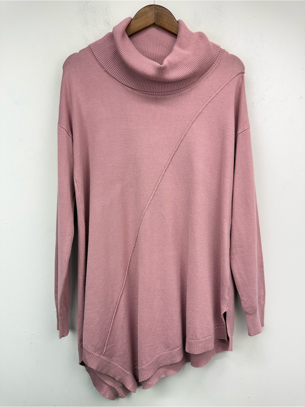 Cato size Medium Women’s Mauve Pink Asymmetric Cowl Neck Tunic Sweater NWT